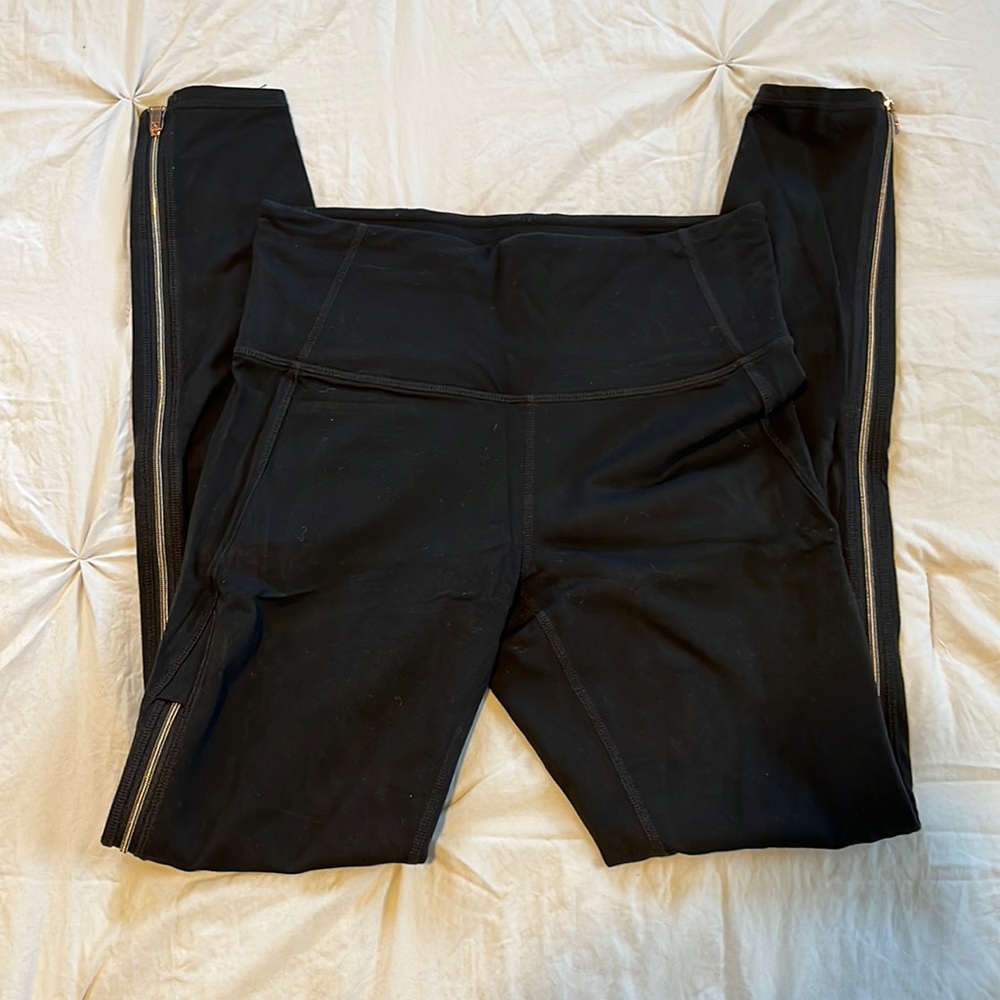 Zippered Athleta Leggings